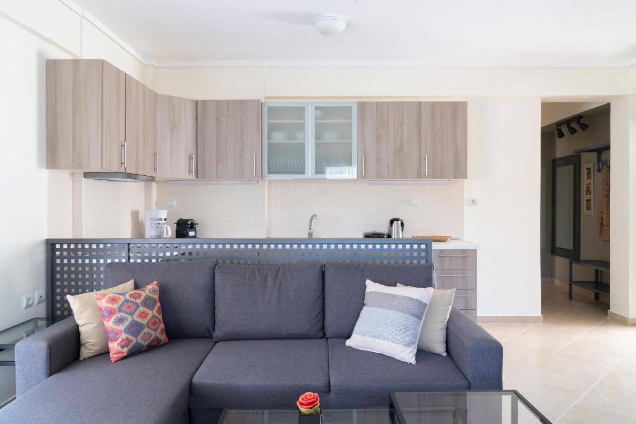 Alexandros Maisonettes & Apartments 尼亚·蒙达尼亚 外观 照片