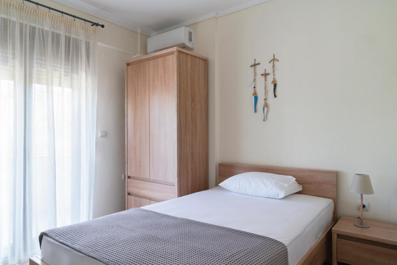 Alexandros Maisonettes & Apartments 尼亚·蒙达尼亚 外观 照片